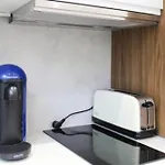 Charming Apartment In A Family Neighborhood